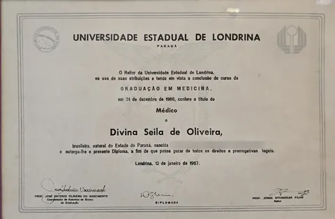 Diploma de Graduação em Medicina, Universidade Estadual de Londrina, 1987